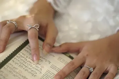 Wanita Sholehah di Era Modern: 10 Ciri dan Cara Menjadi Satu