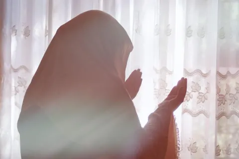 Proses Hijrah Tidak Harus Sempurna: 5 Cara Bangkit Setelah Jatuh