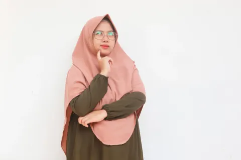 7 Cara Menghadapi Mertua Toxic Menurut Islam Tanpa Kehilangan Akhlak