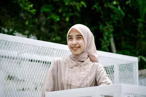 7 Tips Muslimah Percaya Diri Menurut Islam, Bukan Soal Penampilan